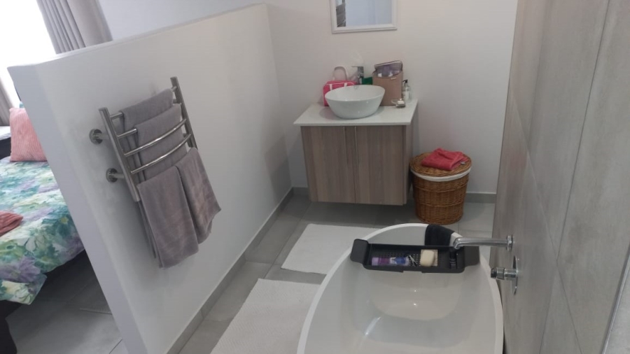 3 Bedroom Property for Sale in Lampiesbaai Western Cape